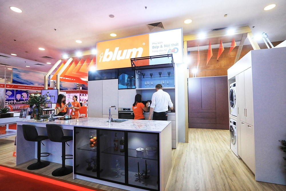 Nhiều sản phẩm triển lãm VietBuilt Hà Nội 2023 thu hút người tiêu dùng - Hình 2 Nhieu san pham trien lam VietBuilt Ha Noi 2023 thu hut nguoi tieu dung-Hinh-2