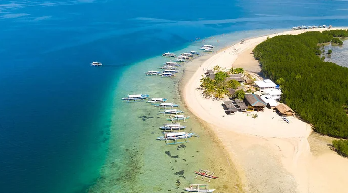 Vien ngoc trai lon nhat the gioi tri gia bao nhieu tien?