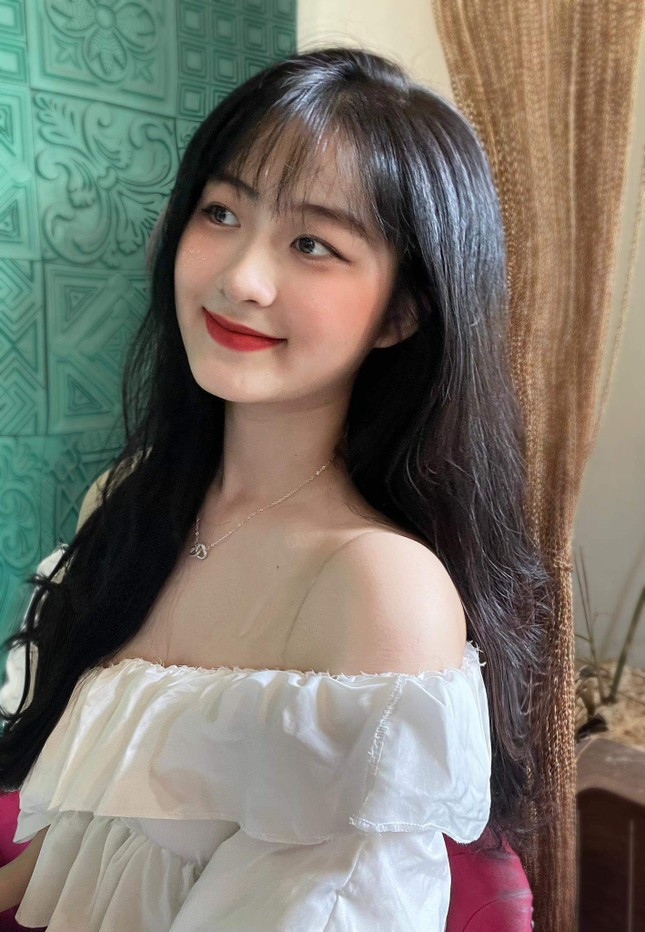 Phan Nguyễn Nhật Linh và ước mơ trở thành diễn viên Phan Nguyen Nhat Linh va uoc mo tro thanh dien vien