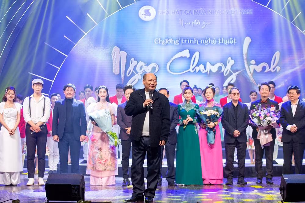 Dem nhac “Ngon Chung Linh”: Ton vinh hao khi Dong A, khat vong dan toc-Hinh-5