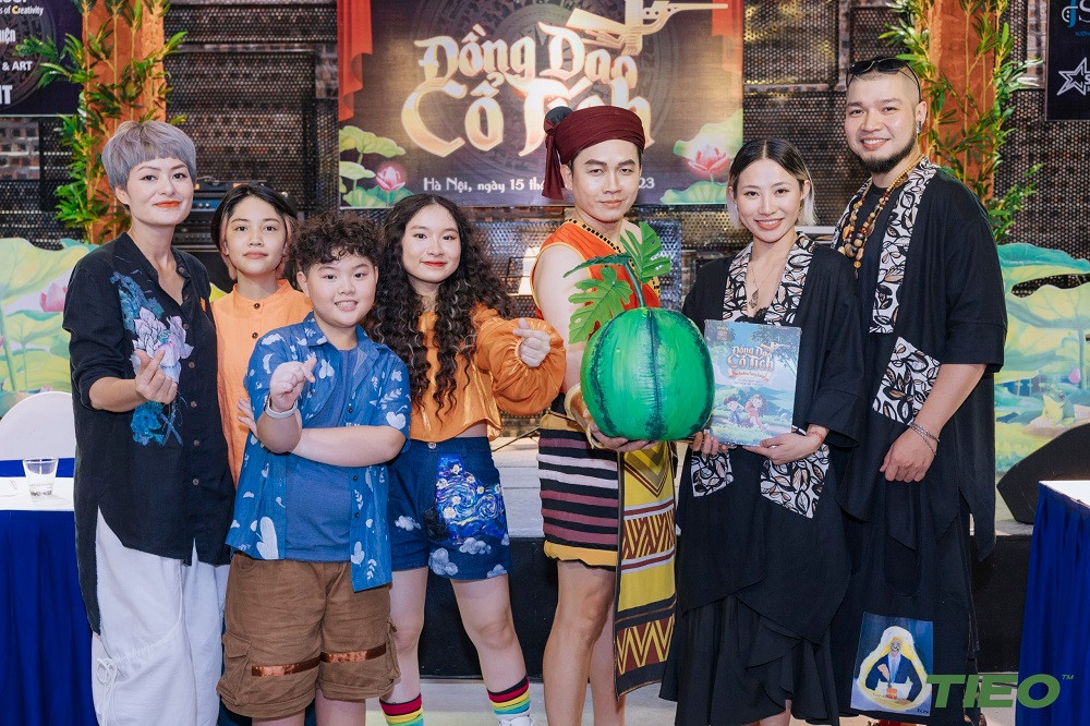 Nhạc kịch Đồng Dao Cổ Tích: Cám không xấu như "ngày xửa ngày xưa" - Hình 2 Nhac kich Dong Dao Co Tich: Cam khong xau nhu