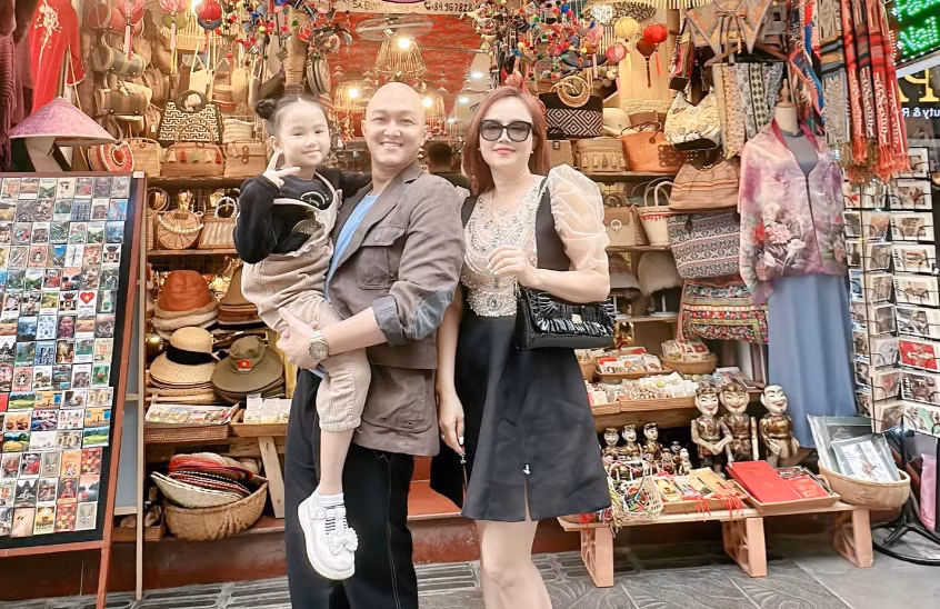 Hoang Yen ke am anh khi quay 