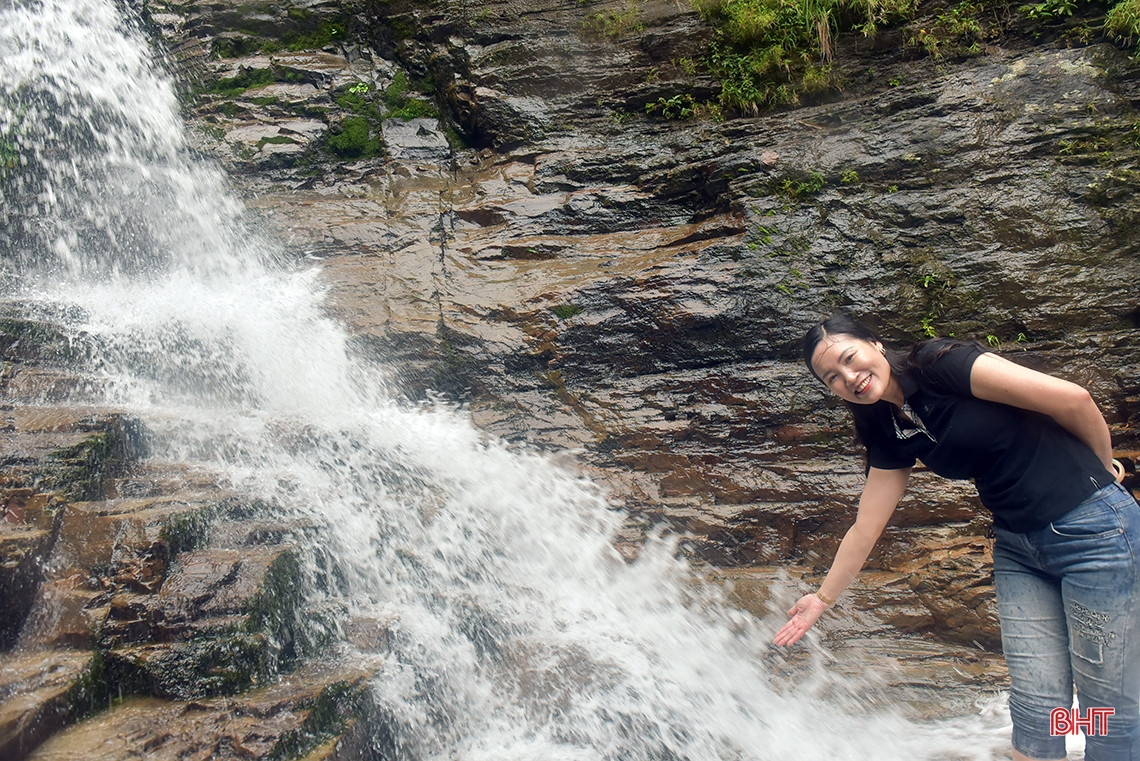 Với vẻ đẹp kỳ vỹ, nguyên sơ, danh thắng này được kỳ vọng sẽ thu hút sự quan tâm khám phá, trải nghiệm của nhiều du khách.
