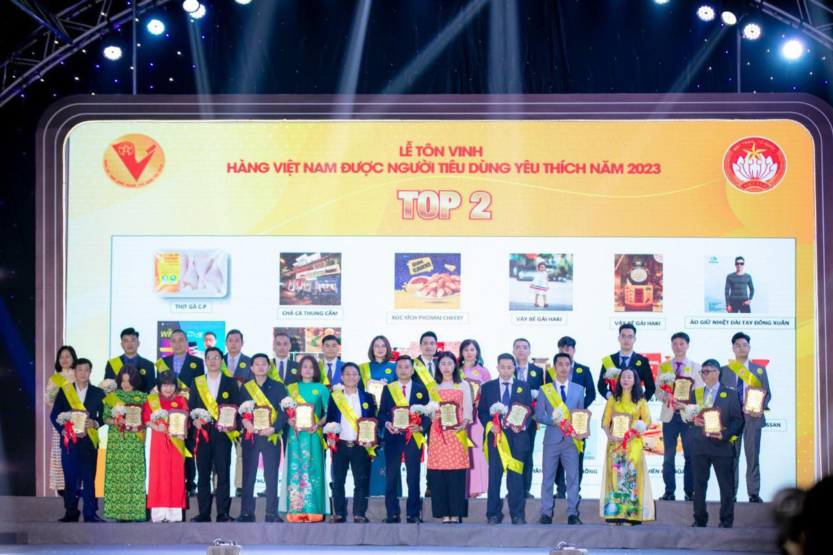 Thoi trang tu vai go soi va to dui duoc nguoi tieu dung yeu thich