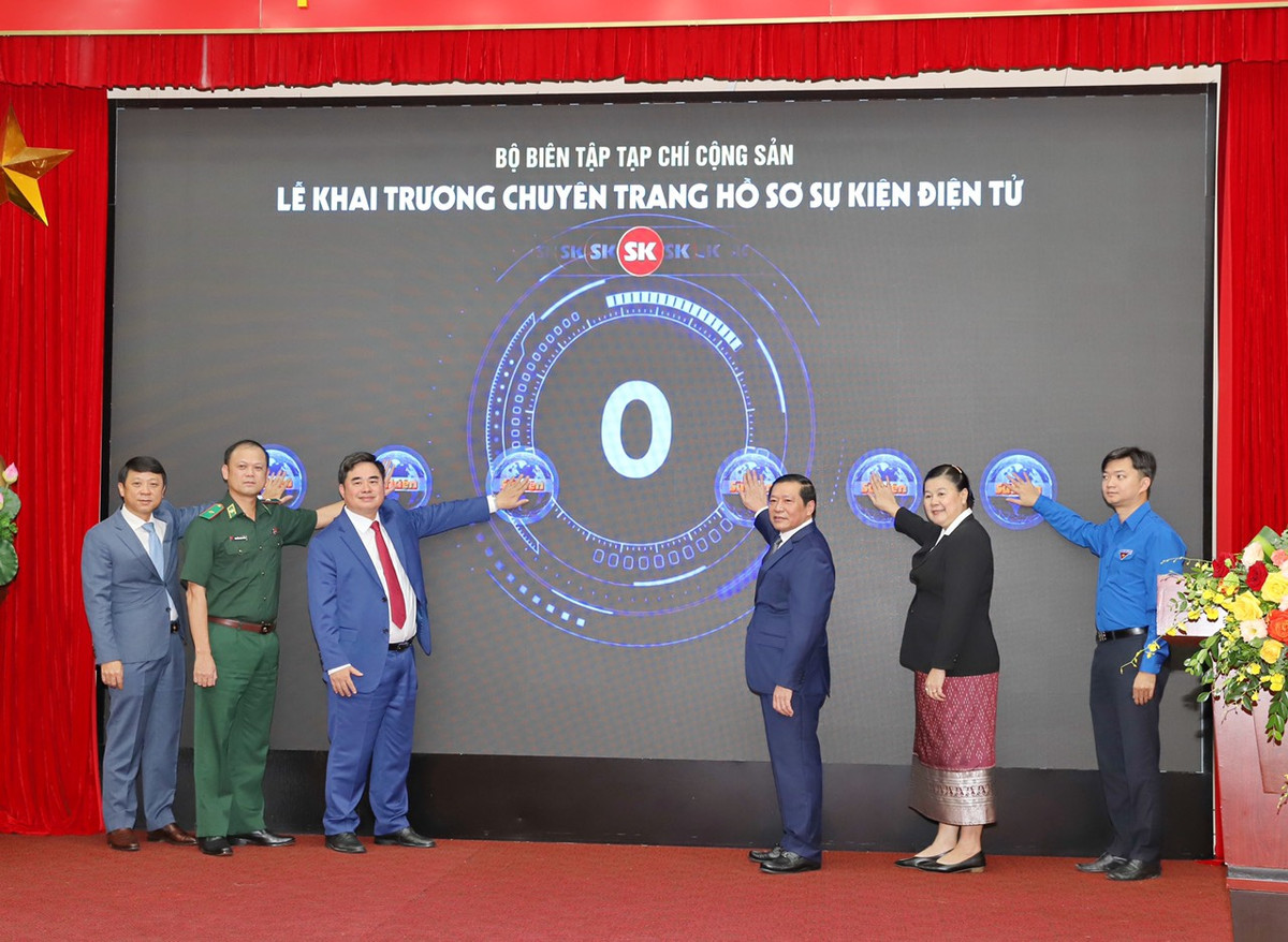 Ra mat Chuyen trang Ho so su kien dien tu Tap chi Cong san