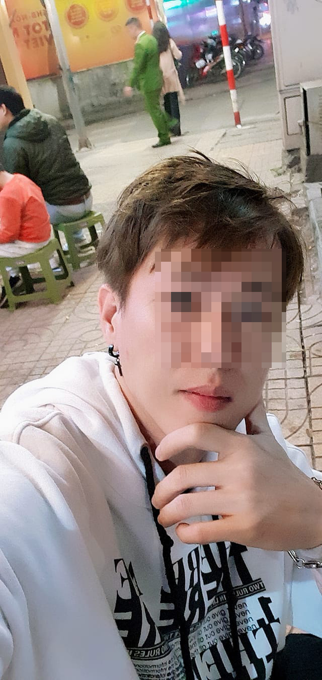 Vị lãnh đạo này cho biết thêm: “Thực ra có lẽ nam thanh niên có ngỏ ý mời cô gái đến trả chìa khóa, rồi mời cafe nhưng gặp tình huống này lại quay lại rồi đưa lên mạng xã hội.