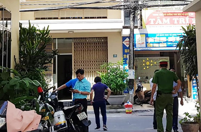 Ông Lê Quang Trang và ông Bùi Thượng Toản không nhận được 3 công văn do Trương Duy Nhất ký gửi UBND TP Đà Nẵng để xin mua nhà, đất công sản làm trụ sở Văn phòng đại diện của báo.