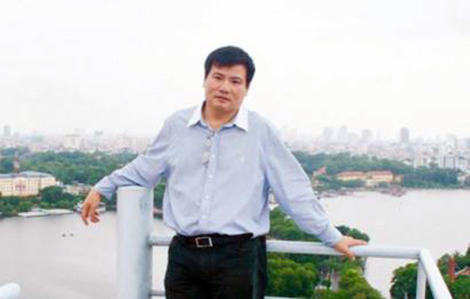 Hành vi nêu trên của ông Lê Quang Trang và ông Bùi Thượng Toản có dấu hiệu của tội "Thiếu trách nhiệm gây hậu quả nghiêm trọng" quy định tại Điều 360 Bộ luật Hình sự năm 2015. Xét tính chất, mức độ hành vi của ông Lê Quang Trang, Bùi Thượng Toản nên Cơ quan điều tra không đề cập xử lý hình sự là có cơ sở. Xem thêm video: Khởi tố, khám xét nơi ở ông Trương Duy Nhất. Nguồn: VTC 1.