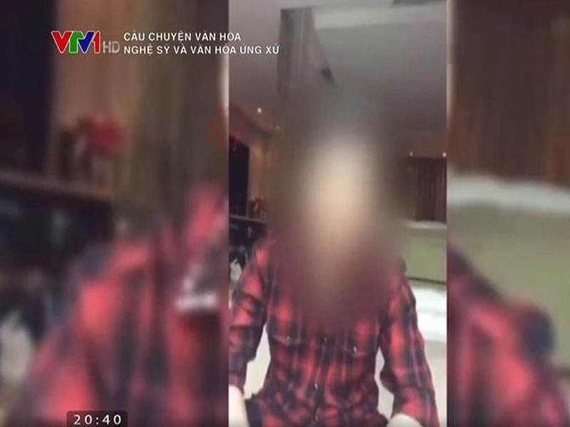 Ngoài điểm tên sao Việt vướng ồn ào, BTV Kim Ngân còn nhắc đến bộ quy tắc ứng xử của nghệ sĩ đang được Bộ Văn hóa Thể thao và Du lịch soạn thảo, đề ra các tiêu chuẩn để các nghệ sĩ có thể tiết chế và có cách hành xử phát ngôn đúng mực. Theo BTV Kim Ngân, mặc dù bộ quy tắc ứng xử của nghệ sĩ chưa công bố chính thức nhưng Bộ Văn hóa Thể thao và Du lịch khẳng định bộ quy tắc sẽ không có phần cấm sóng nghệ sĩ, bởi đây chỉ là khung về quy tắc ứng xử chứ không phải là quy phạm pháp luật.