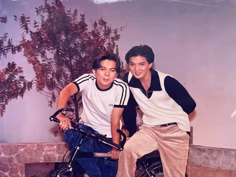 Vũ Hà có mối quan hệ thân thiết với Đàm Vĩnh Hưng nên việc Vũ Hà bênh vực bạn thân không quá bất ngờ.