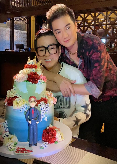 Mr Đàm khẳng định, nếu mối quan hệ giữa anh và Dương Triệu Vũ là tri kỷ thì với Vũ Hà, anh xem đó còn hơn là tri kỷ. Ngoài ra, Đàm Vĩnh Hưng cho biết rằng anh sẽ có Vũ Hà cho đến già, đến chết.