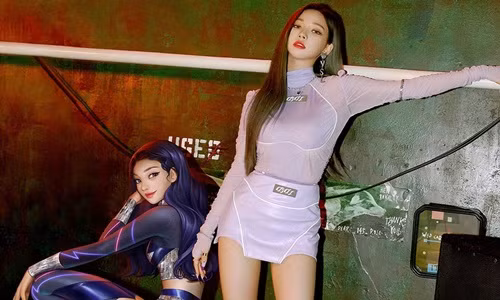 Theo Koreanboo, một người dùng đã tạo bài đăng với nội dung liên quan đến hình thể của nữ ca sĩ Karina (aespa). Bài đăng đi kèm với một số hình ảnh về vóc dáng nữ thần tượng. Người hâm mộ khen cô có hình thể tuyệt vời. Ảnh: Kpopthing.