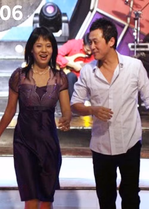 Ở vai trò dẫn chương trình, Diễm Quỳnh được nhiều khán giả yêu mến nhờ lối dẫn tự nhiên, hài hước. Bạn dẫn chương trình ăn ý nhất của cô là MC Anh Tuấn. Ảnh: Zing