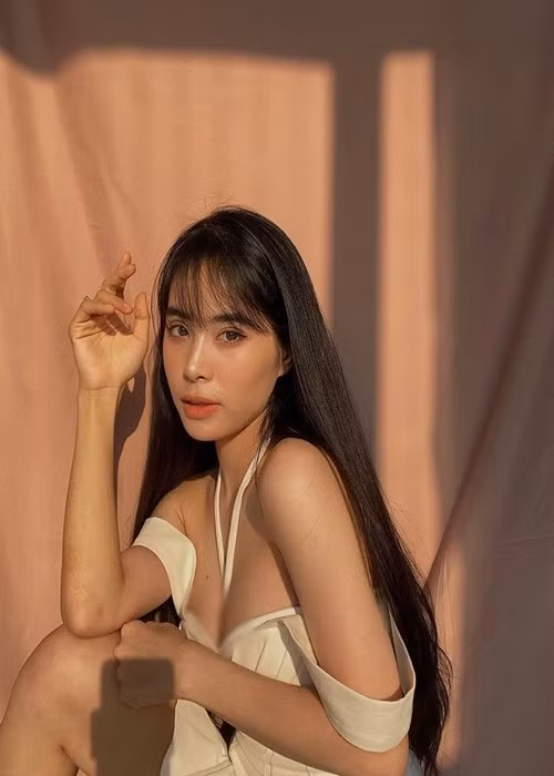 Kiều Anh chuộng phong cách gợi cảm trước lẫn sau khi lập gia đình.