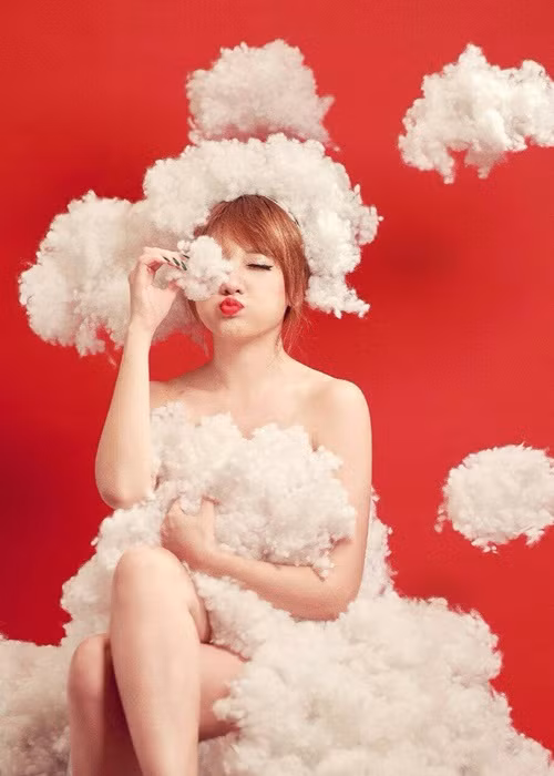 Nhan sắc trước khi kết hôn của nữ ca sĩ cũng khiến cánh mày râu "đổ gục".