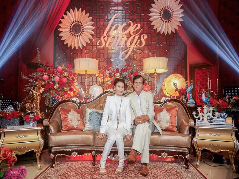 Bà Ngọc Hương xuất hiện với vẻ ngoài sang chảnh tại các sự kiện giải trí.