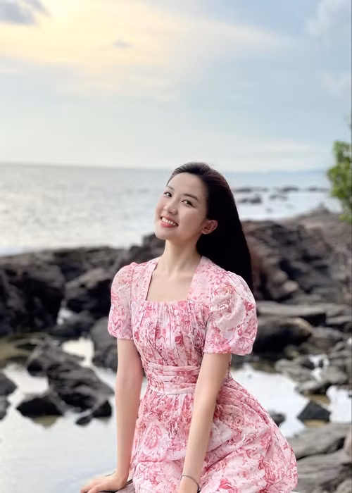 Nữ diễn viên phim "11 tháng 5 ngày" cho rằng khi yêu, dù tình cảm mặn nồng thế nào nhưng nếu người yêu phản bội thì cô vẫn phải lý trí và dứt khoát.