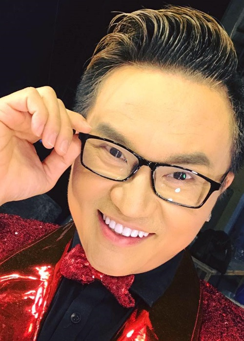 Đại Nghĩa là MC quen mặt trong các chương trình game show như: “Gương mặt thân quen”, “Ánh sáng hay bóng tối”, “Con biết tuốt”, “Chuẩn cơm mẹ nấu”, “Giọng ải giọng ai”, “Là vợ phải thế”, “Người hùng tý hon”. Vì đắt show, anh được mệnh danh là “MC giàu nhất Việt Nam”.