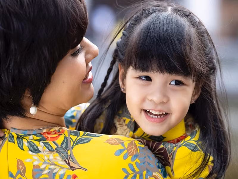 Con gái thứ hai của Diễm Quỳnh nay lớn phổng phao, có vẻ ngoài vô cùng xinh xắn.