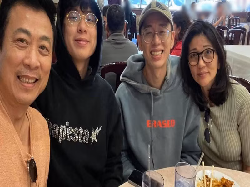 Tổ ấm hạnh phúc của Vân Sơn khiến nhiều người phải ghen tỵ.