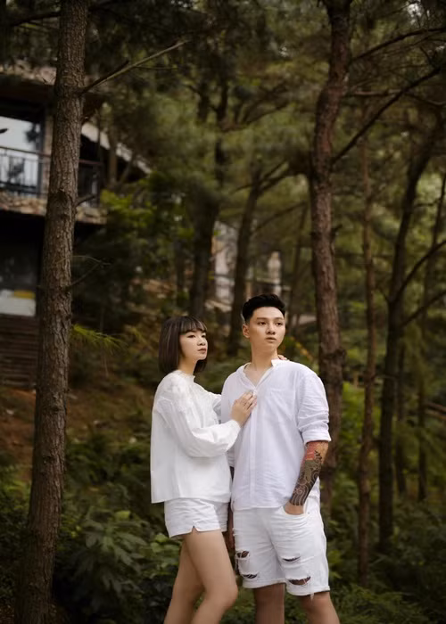 Hạ Vy cho biết, Đức Huy ngay từ nhỏ đã tỏ ra là đứa bé hiểu chuyện, ngoan ngoãn và biết tiết kiệm tiền.