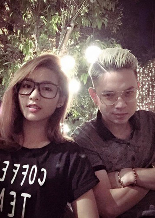 Tháng 3/2015, Khả Ngân vướng nghi vấn hẹn hò Andree. Phía rapper giữ im lặng còn nữ diễn viên phim “11 tháng 5 ngày” khẳng định chỉ coi nam rapper là anh trai thân thiết.