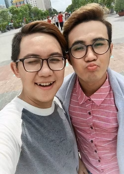 Theo Huỳnh Lập nếu không có Hồng Tú, sẽ không có Huỳnh Lập của ngày hôm nay.