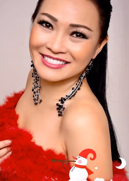 Một tài khoản Facebook từng tố Phương Thanh muốn tát diva Mỹ Linh. Theo tài khoản này, anh được Siu Black kể lại sự việc. Người tung tin viết: “Chị Siu kể với tôi rằng, có một lần đoàn đi lưu diễn ở nước ngoài, ca sĩ Phương Thanh đã xắn tay áo lên định tát ca sĩ Mỹ Linh vì cái tội ăn nói hỗn láo. Nhưng may mắn vụ việc được mọi người can ngăn”. Trước tin đồn này, Phương Thanh phủ nhận: "Trời, oan cho em quá. Em có biết gì vụ đánh Mỹ Linh hồi nào đâu. Sao mọi người thích kéo em vô mấy vụ đánh nhau hoài vậy ta. Riết rồi em tát cả showbiz”.