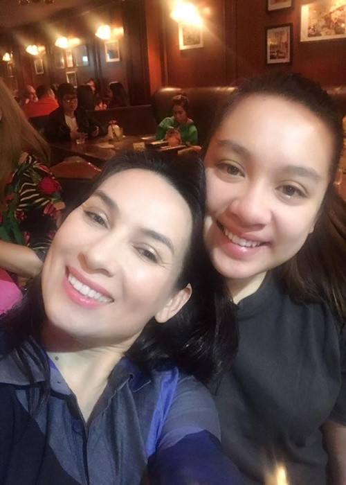 Ngoài bố của con gái ruột, Phi Nhung còn một số mối tình khác. Tuy nhiên, tất cả các mối tình của cô đều không đi đến cái kết tốt đẹp.