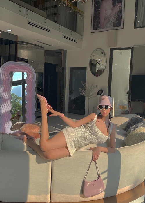 Chân dài gốc Trà Vinh được khen đẹp ngất ngây khi tăng cân nhẹ.