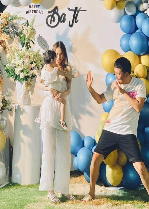 Tổ ấm của Trường Giang đầy yên ấm, tràn ngập tiếng cười.