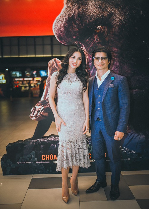 Ngoài ra, cả hai không có ước mơ kiếm quá nhiều tiền, hay có villa để ở, có siêu xe để đi mà muốn cùng nhau xây dựng một cuộc sống làm sao có thời gian cho nhau, cho con và tạo cho nhau những tiếng cười.