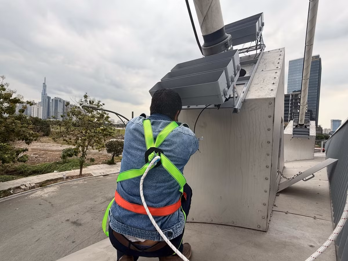 Dự án được Công ty CP Đầu tư địa ốc Đại Quang Minh đầu tư hoàn thiện hạng mục chiếu sáng mỹ thuật cầu Ba Son, theo hợp đồng BT đã ký với Thành phố.