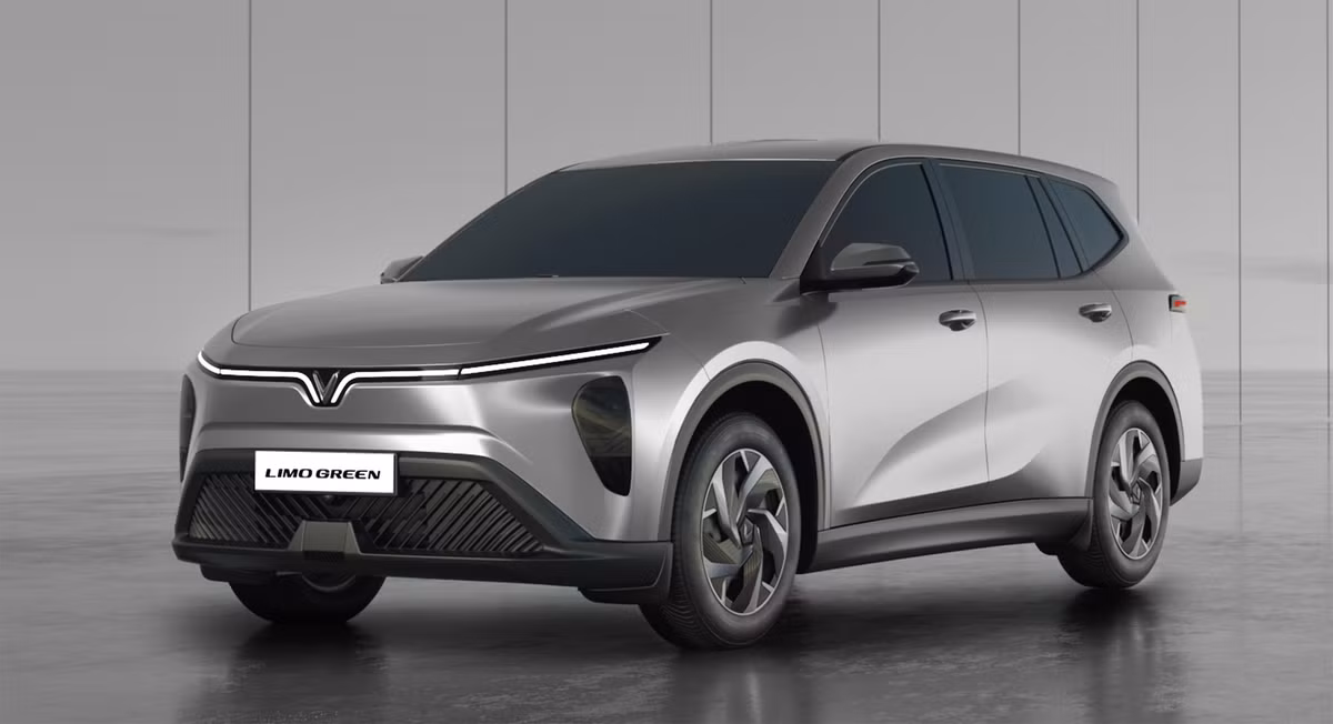 GSM bat dau nhan dat coc 4 dong xe VINFAST GREEN-Hinh-4