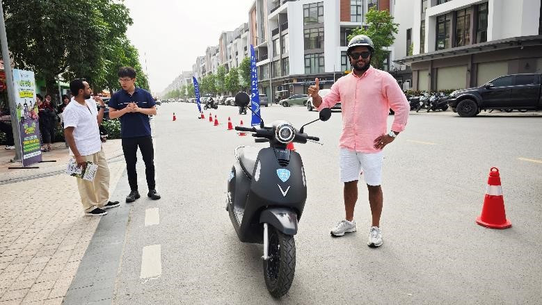 Gan 400 xe dien VinFast tao bieu tuong “Vi Viet Nam Xanh“-Hinh-5