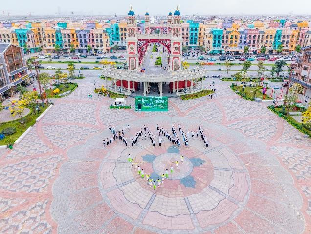 Gan 400 xe dien VinFast tao bieu tuong “Vi Viet Nam Xanh“-Hinh-6