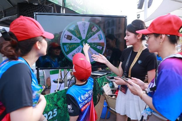 Gan 400 xe dien VinFast tao bieu tuong “Vi Viet Nam Xanh“-Hinh-9