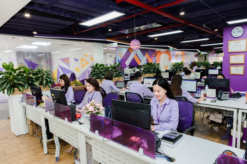 TPBank tái hiện từng bước xanh hóa qua Báo cáo Phát triển bền vững - Hình 2 TPBank tai hien tung buoc xanh hoa qua Bao cao Phat trien ben vung-Hinh-2