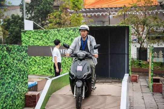 Hanh trinh “Phu Xanh Dong Bac - Tay Bac” cua xe may dien VinFast-Hinh-4