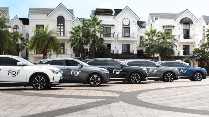 Suc hut cua “Vu tru Vin”: 6 ngay don hon 11 trieu luot khach-Hinh-14