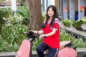 Xe máy điện VinFast ‘khuấy đảo’ trường học Nhỏ gọn, cá tính thân thiện - Hình 2 Xe may dien VinFast ‘khuay dao’ truong hoc Nho gon, ca tinh than thien-Hinh-2