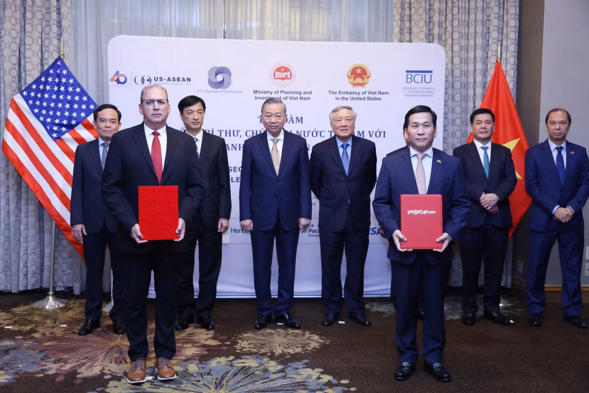Vietjet va Honeywell trao thoa thuan hop tac tri gia 1,1 ty USD-Hinh-2