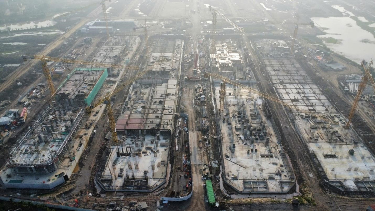 “Dot nhap” cong truong du an Sun Group Ha Nam soi dong dem ngay-Hinh-3