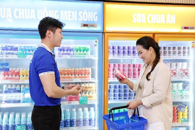 VINAMILK quý 3/2024:doanh thu nội địa nỗ lực “vượt” bão YAGI - Hình 6 VINAMILK quy 3/2024:doanh thu noi dia no luc “vuot” bao YAGI-Hinh-6