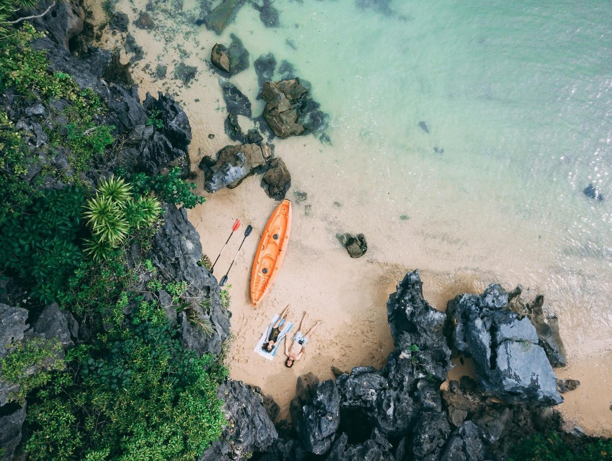 Go diem nghen ha tang giao thong, du lich BDS Cat Ba thang hang