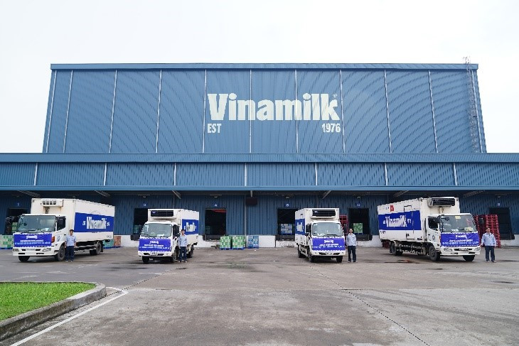 Vinamilk ho tro 550.000 san pham thiet yeu cho dan vung bao lu-Hinh-4