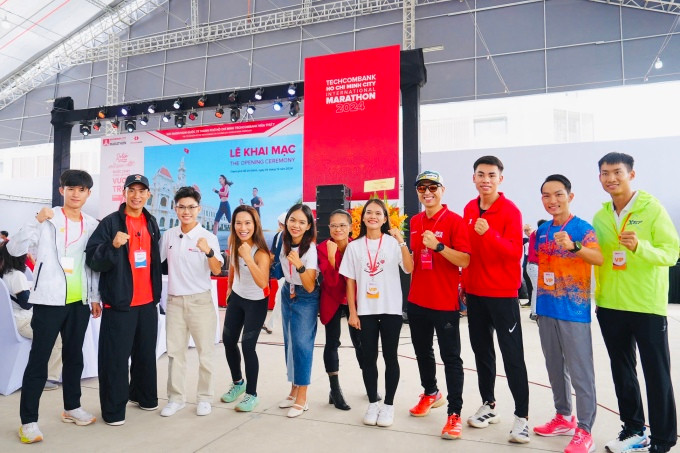 Khai mạc giải marathon quốc tế TP.HCM Techcombank lần thứ 7 - Hình 3 Khai mac giai marathon quoc te TP.HCM Techcombank lan thu 7-Hinh-3