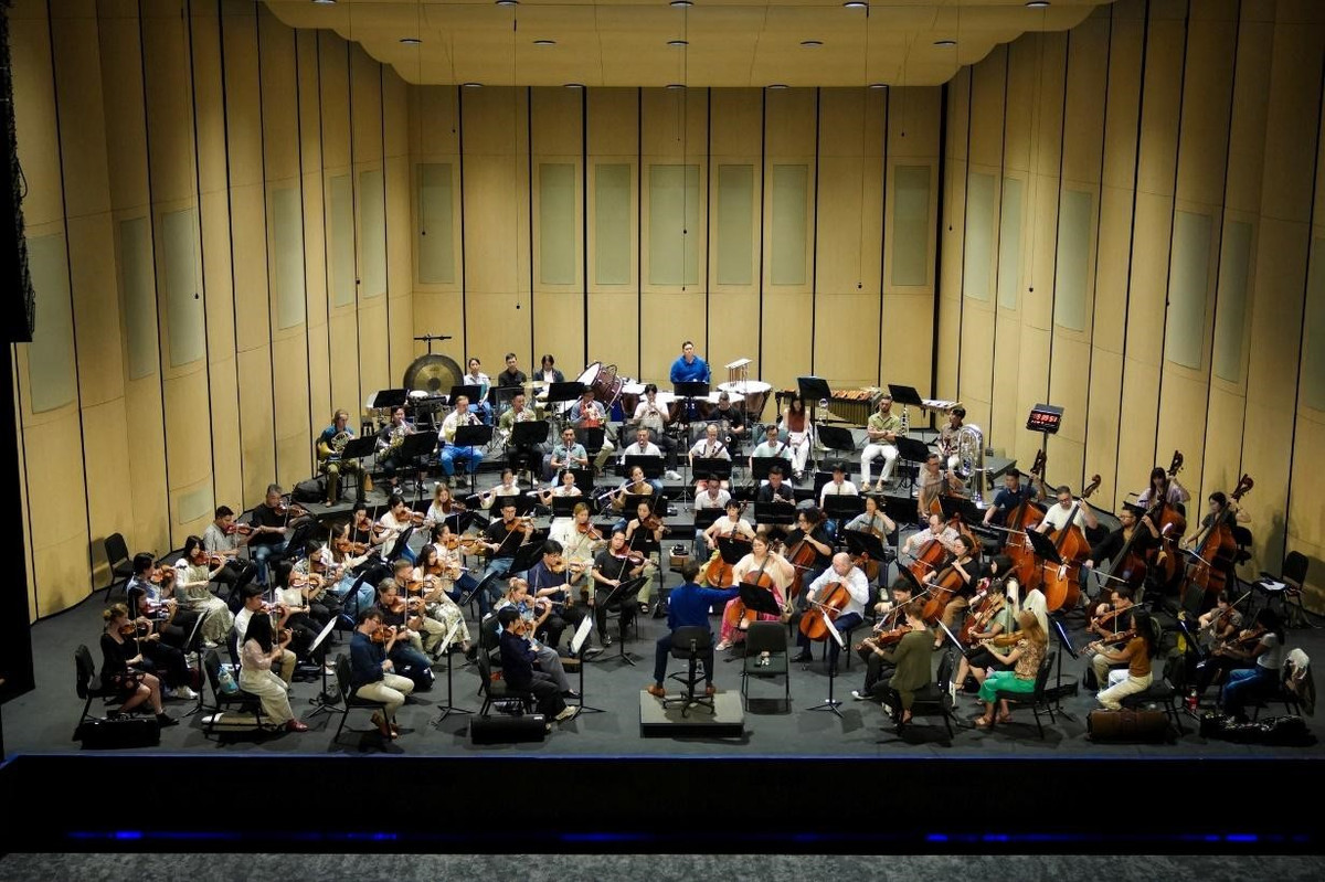 Hoa nhac giao huong Thang Tam: Dem trinh dien thang hoa cua nghe si dang cap quoc te-Hinh-5