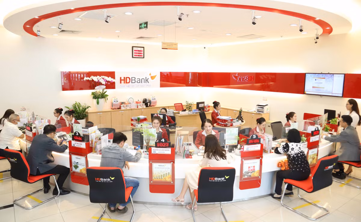HDBank là ngân hàng gì? Ngân hàng HDBank có uy tín không - Hình 2 HDBank la ngan hang gi? Ngan hang HDBank co uy tin khong-Hinh-2