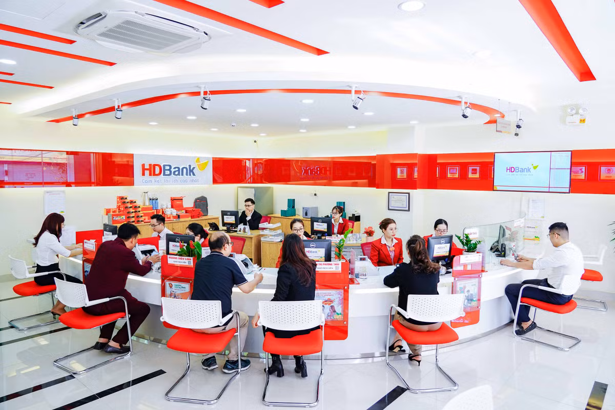 HDBank là ngân hàng gì? Ngân hàng HDBank có uy tín không - Hình 3 HDBank la ngan hang gi? Ngan hang HDBank co uy tin khong-Hinh-3